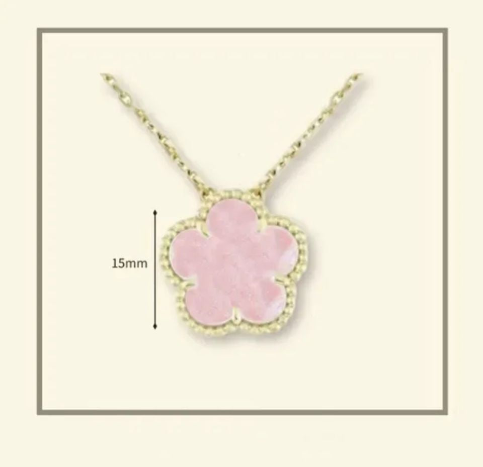 Concepteur de collier 4 feuilles pour femmes classiques.