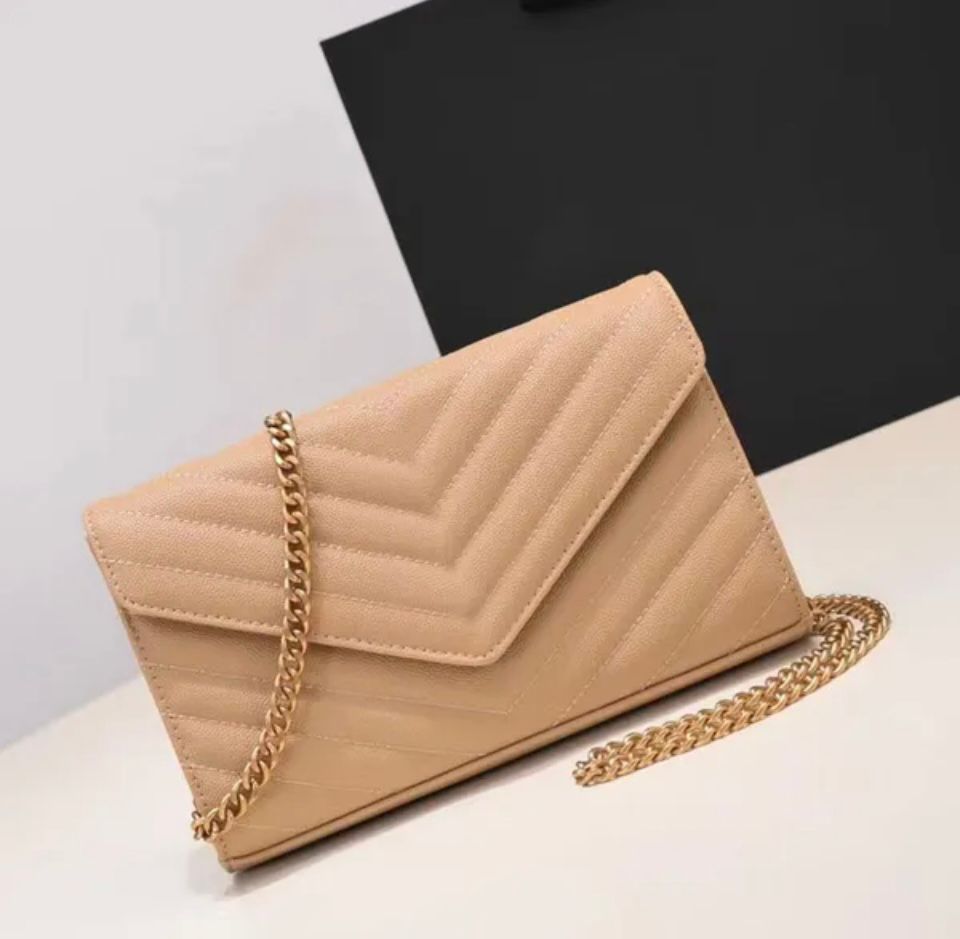 Sac luxueux stylé caviar.