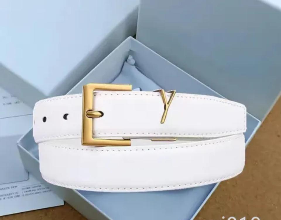 Ceinture de luxe designer pour femme.
