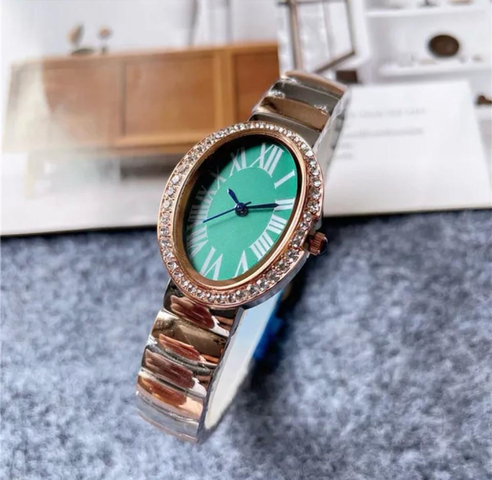 Montres ovale style baignoire