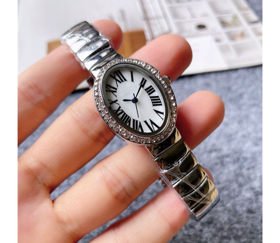 Montres ovale style baignoire