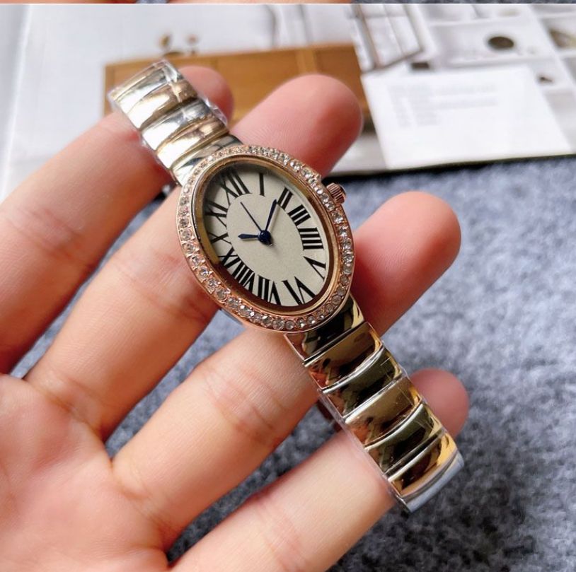 Montres ovale style baignoire