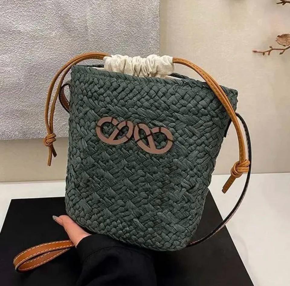 Totes paille sac à épaule.